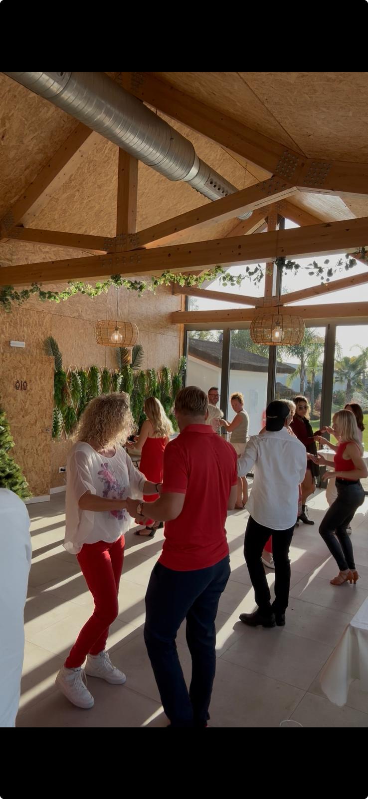 ObsessionSalsa dancers practising together